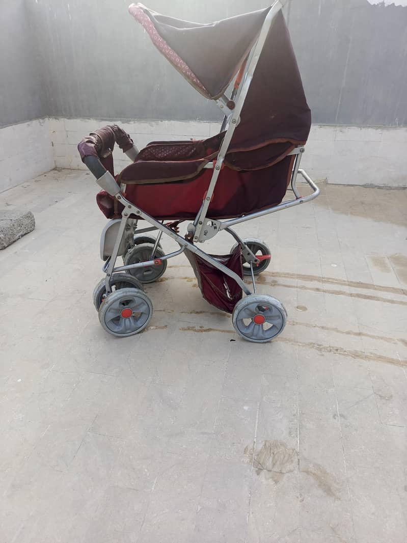 pram/walker 3