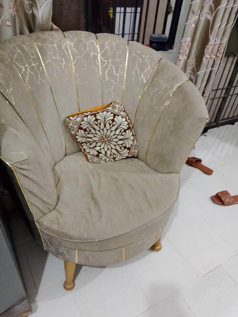 five sit sofa 0