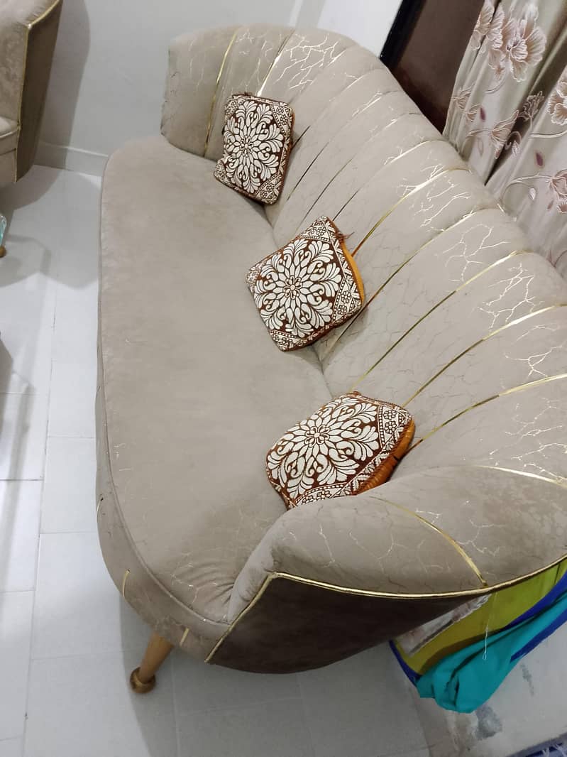 five sit sofa 4