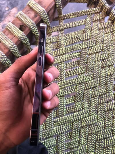 Apple iPhone 14 Pro