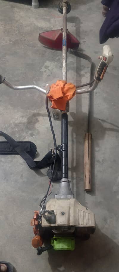 Grass Cutter Machine with extra sword