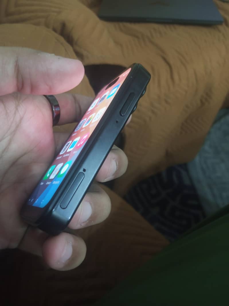 Iphone 16 mini 2