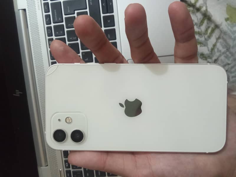 iphone 12 4