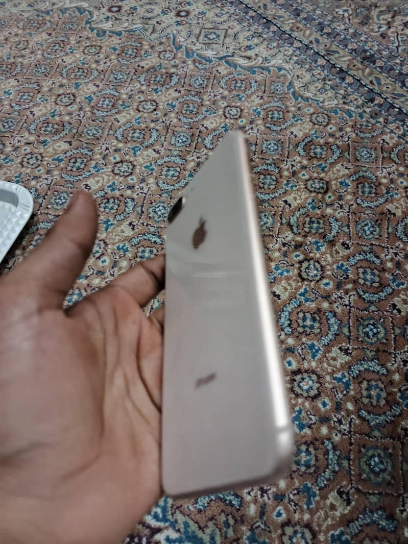 iPhone 8 plus 2
