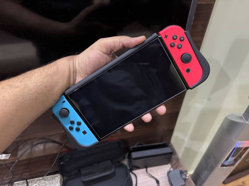 Nintendo Switch OLED 0