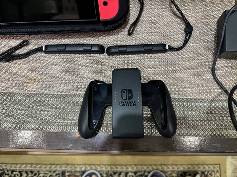 Nintendo Switch OLED 6