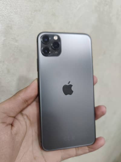 iPhone 11 Pro Max factory esim glitch
