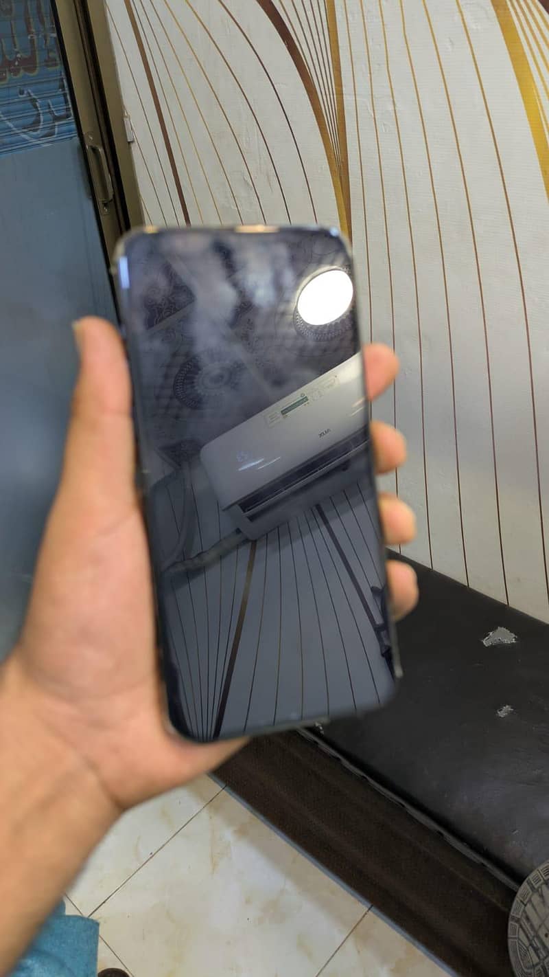iphone 15 pro max 2