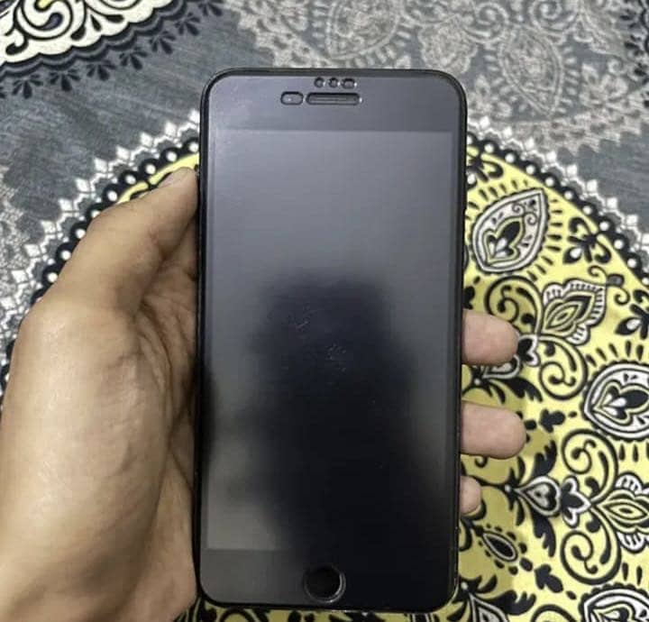 Apple iPhone 7 Plus 0