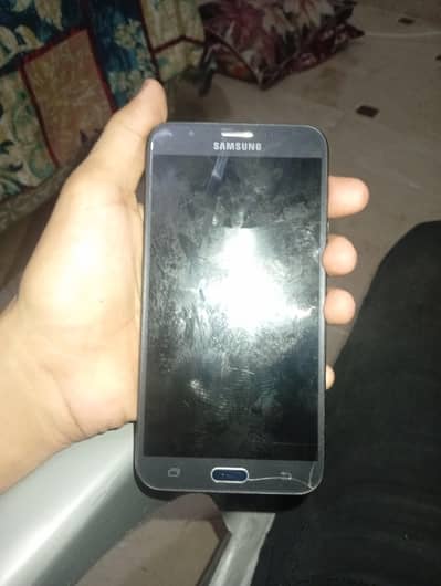 Samsung Mobile J7