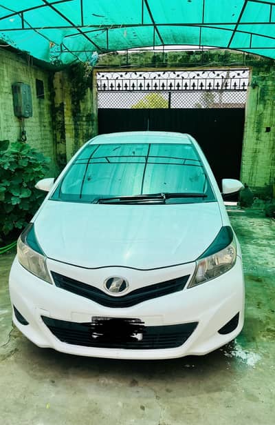 Toyota Vitz 2011