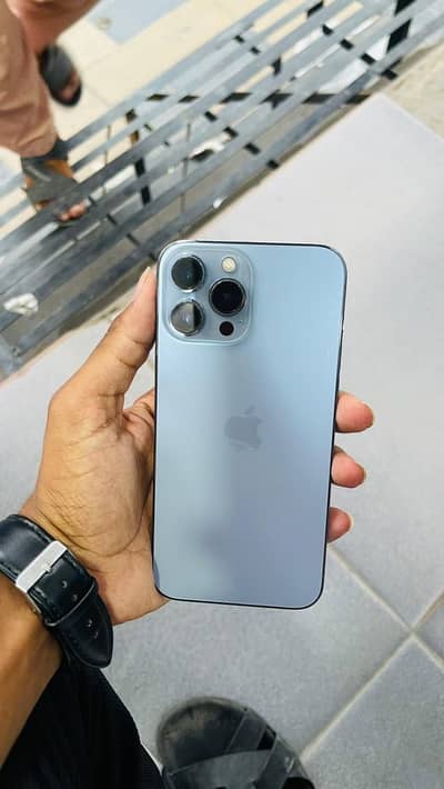 Apple iPhone 13 Pro Max