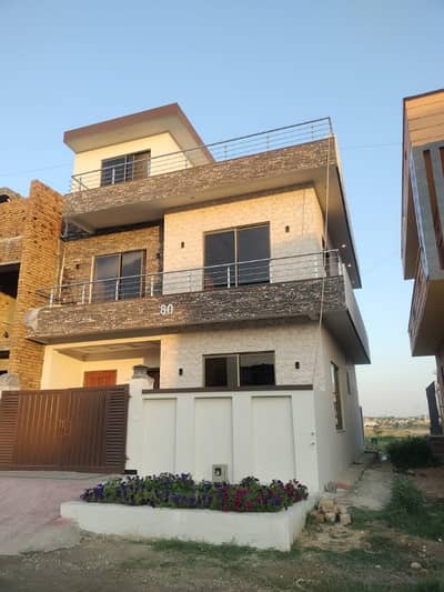 25x40 Brand New House For Sale In G14