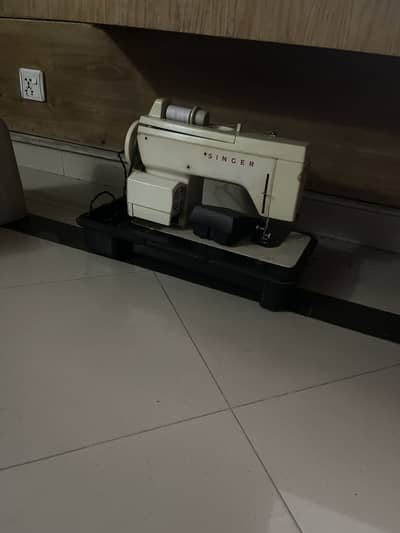 Sewing mchine for sale