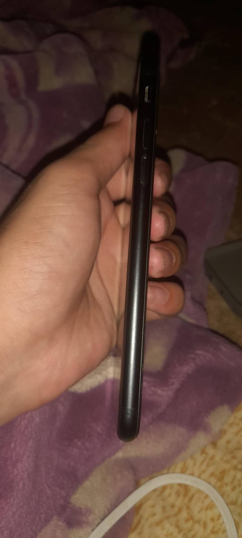 Apple iPhone 7 3