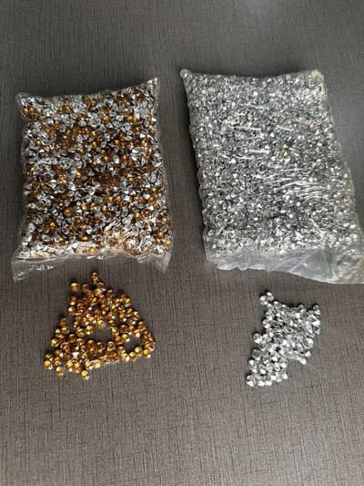 Rhine stone (plastic)