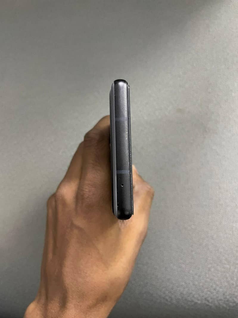 Google Pixel 6a 5