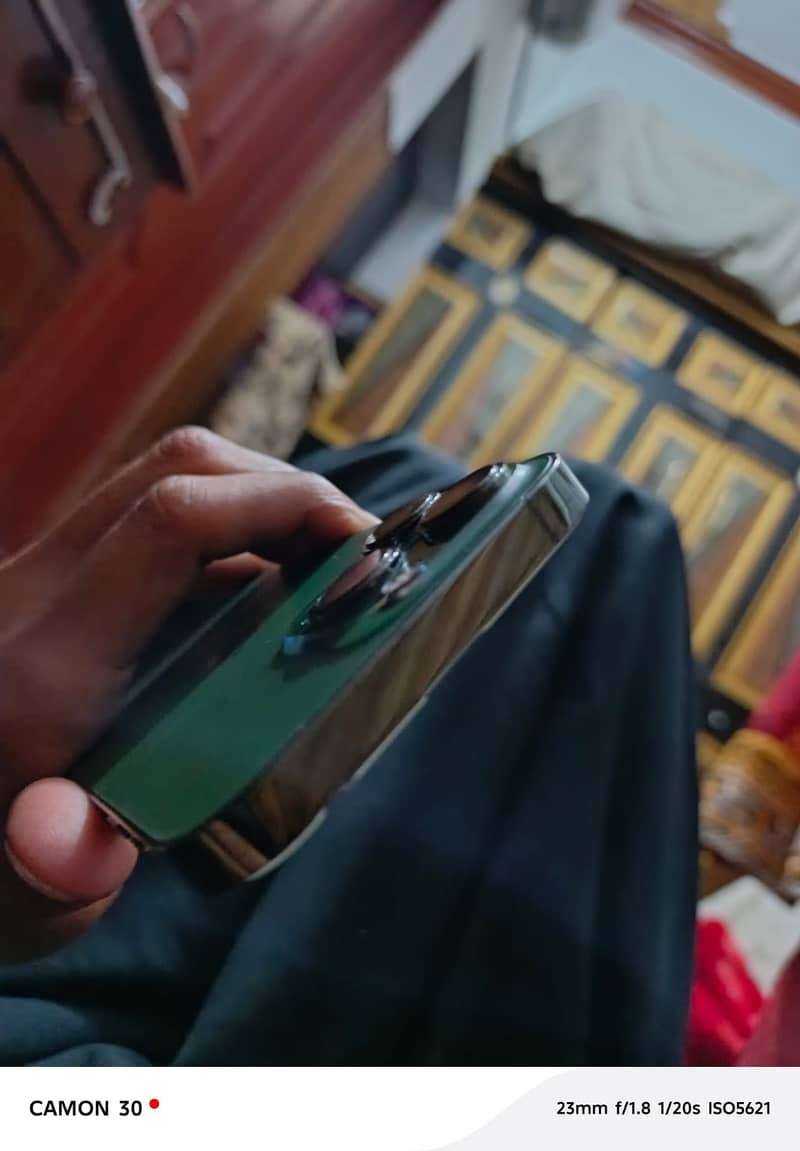 Apple iPhone 13 Pro 1