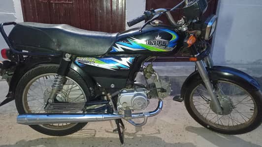 unique 70 cc like new bike
