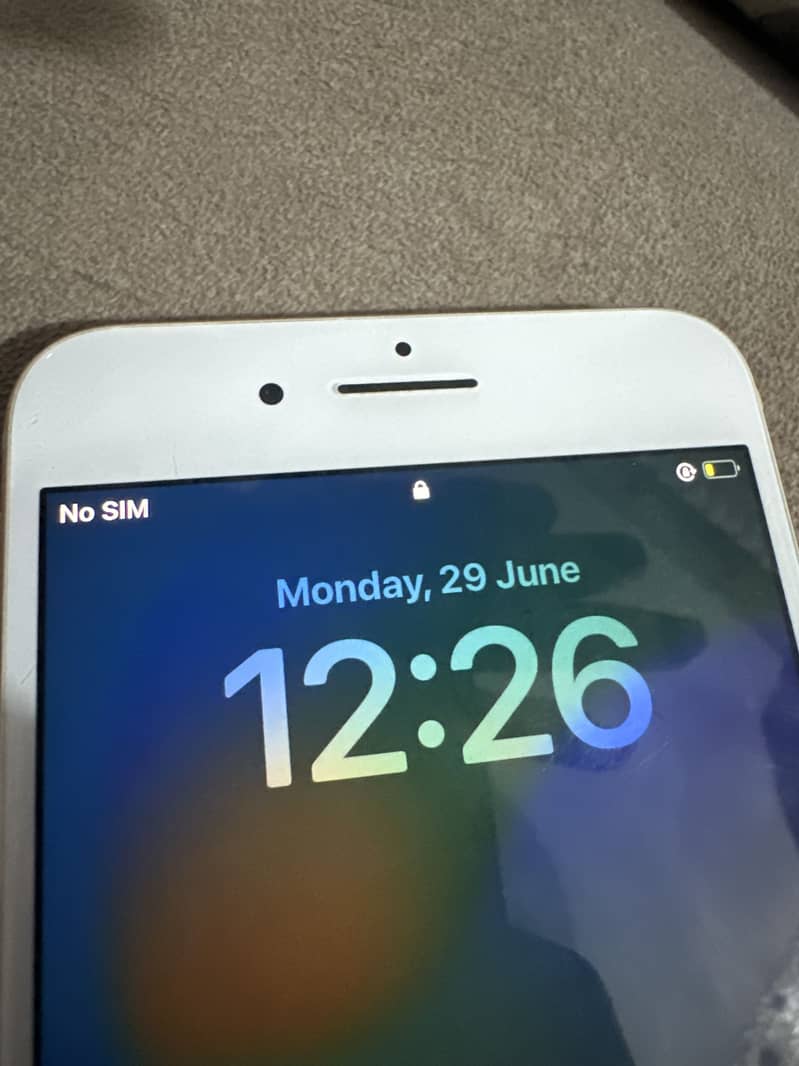 Apple iPhone 8 Plus 3