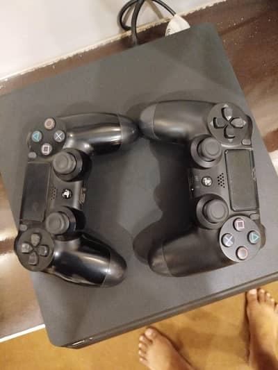 PS4 Slim 1TB Jailbreak 11 Games Installed | Excellent Condition