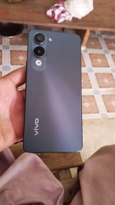 Vivo Y04