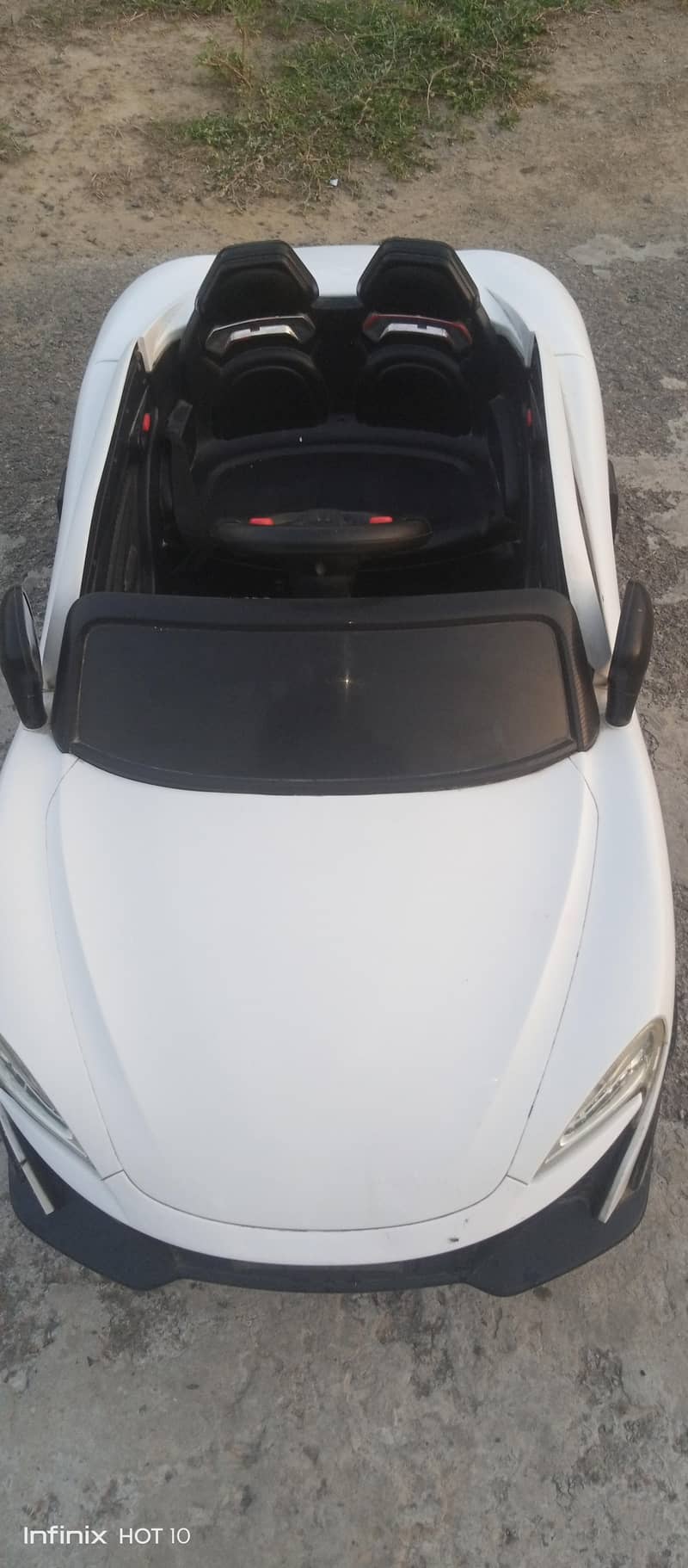 kids car available 2