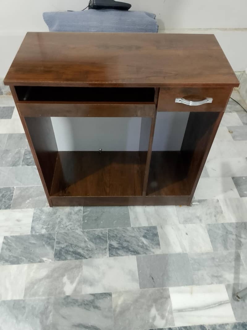 computer table 0
