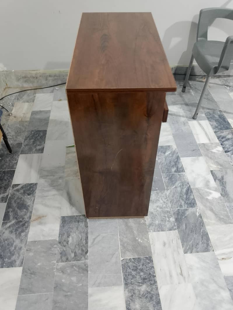 computer table 4