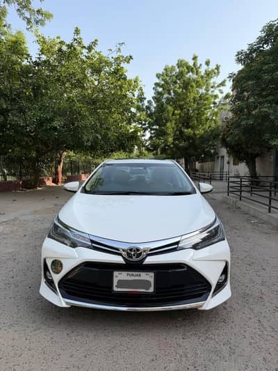 Toyota Corolla Grande 1.8 2025 Model