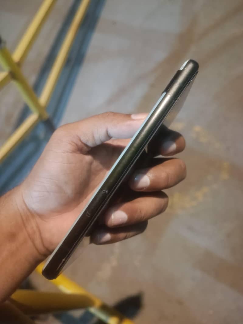 google pixel 6a 5