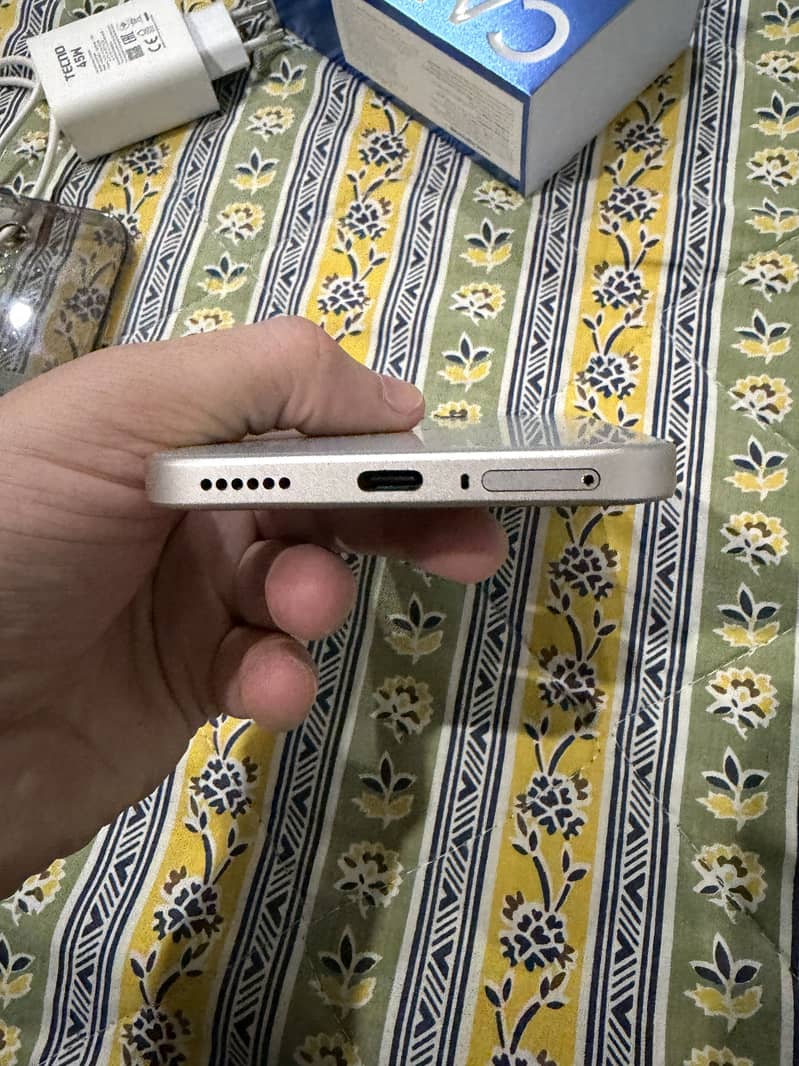 Tecno Camon 50 1