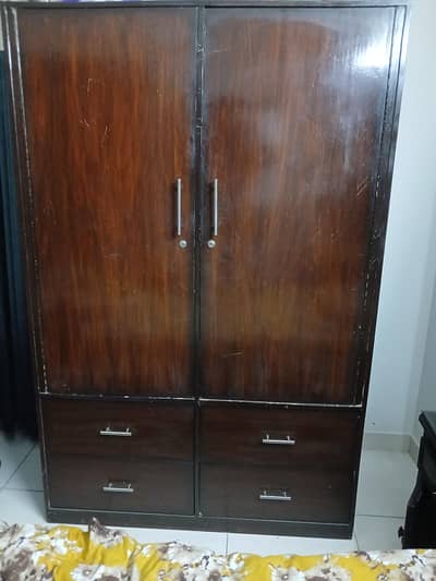 Pure shesham Wooden Cupboard/Wardrobe – Good Condition