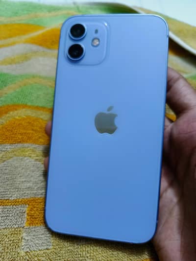 Apple iPhone 12