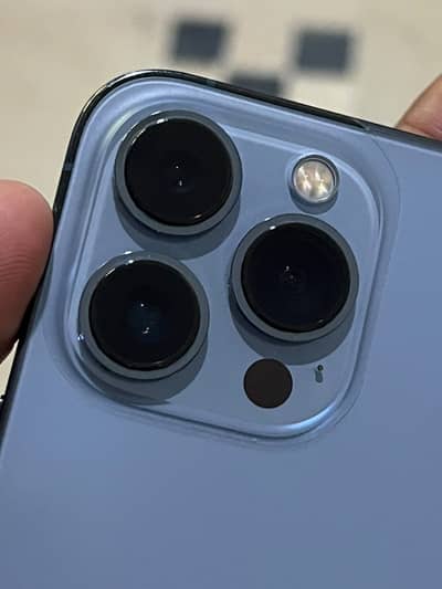 Apple iPhone 13 Pro