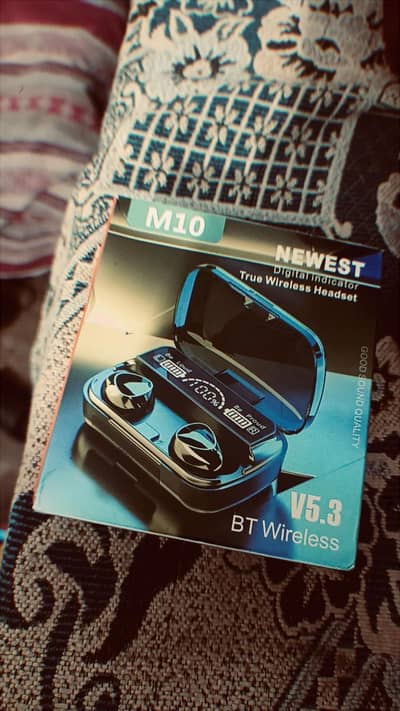 M10 wireless earbuds