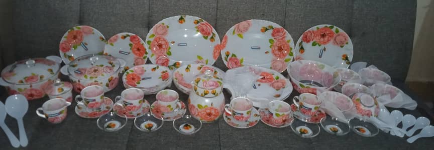 62 pices Dinner and Tea set