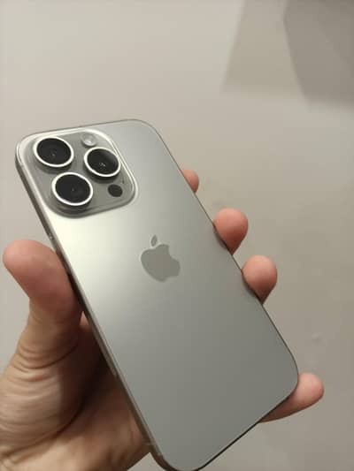 Apple iPhone 15 Pro