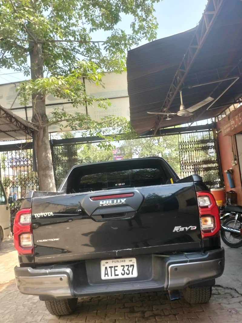 Toheed -Rent-Car 1