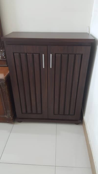 shoes rack contact-03003012403