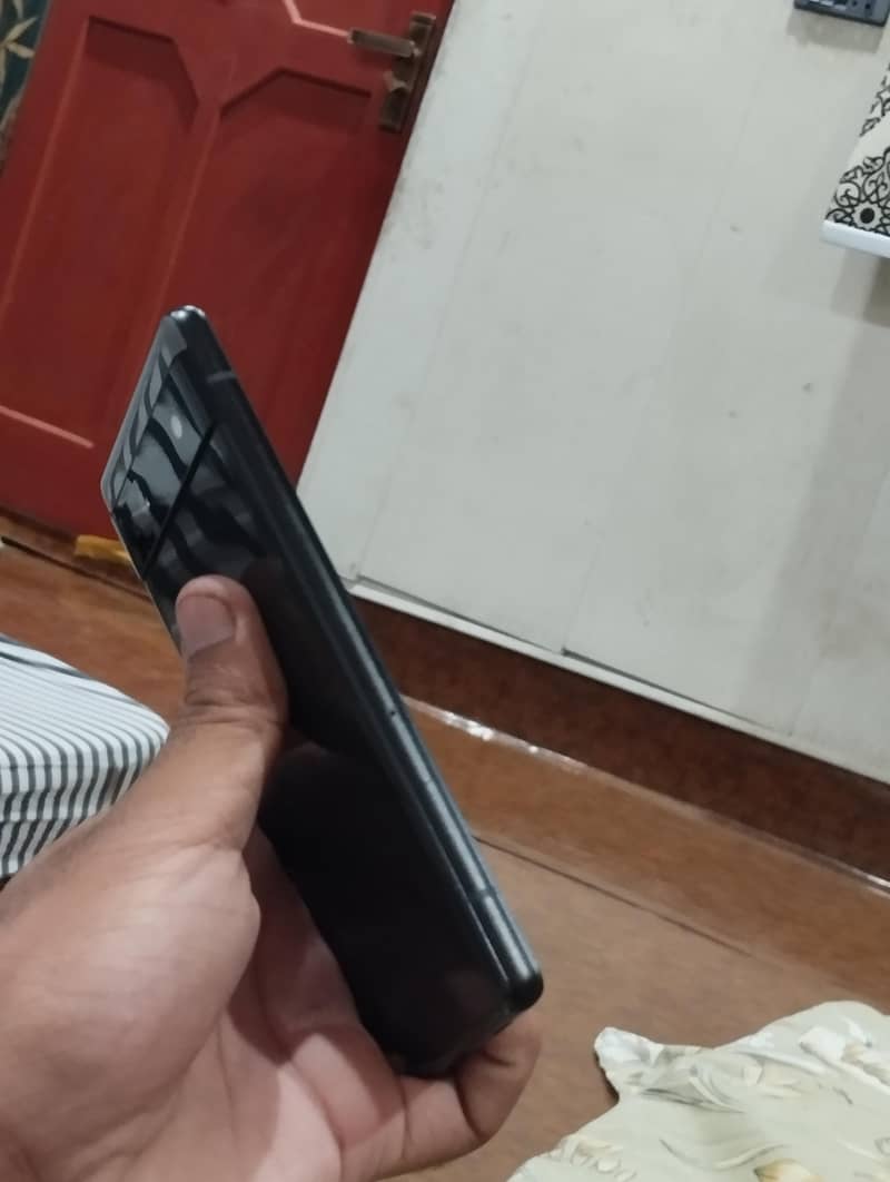 Google Pixel 6a 1