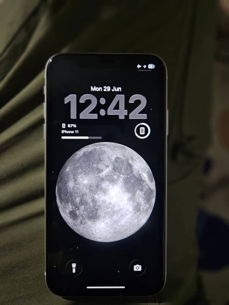 Apple iPhone 11 7