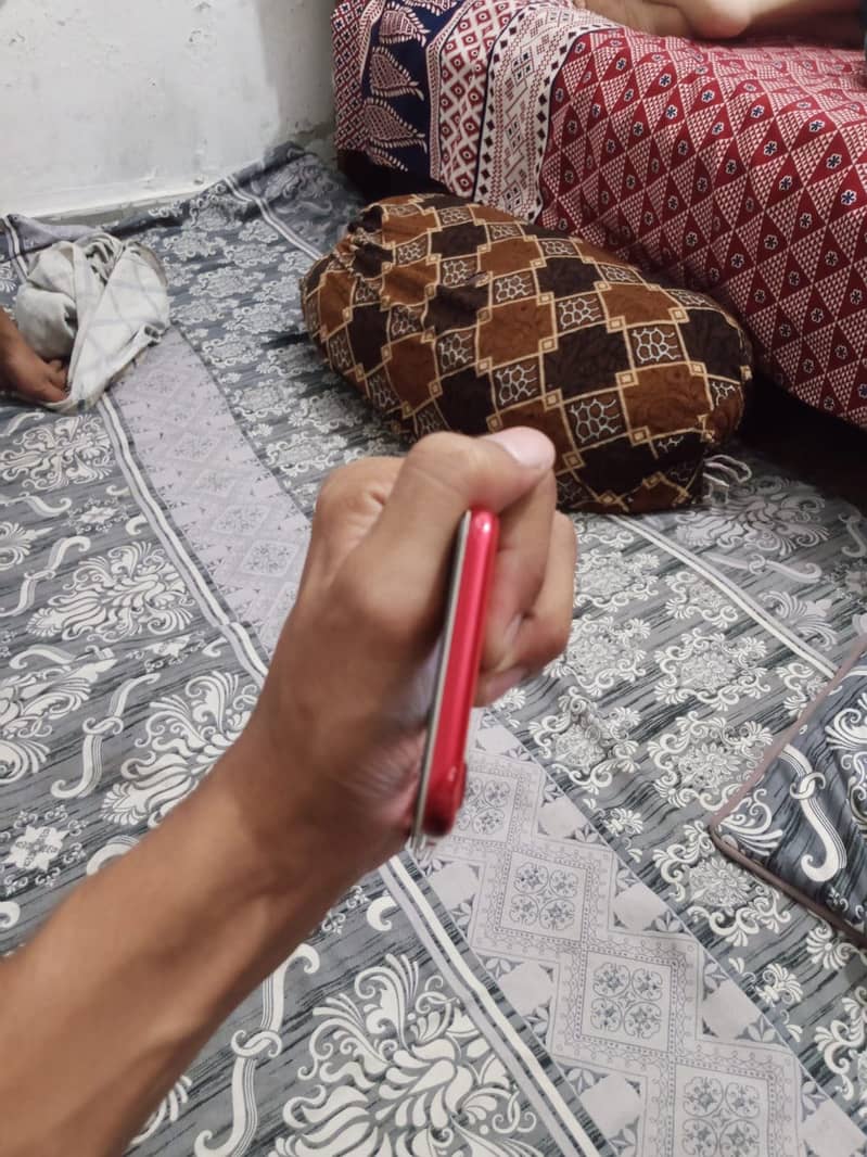 Apple iPhone 7 3