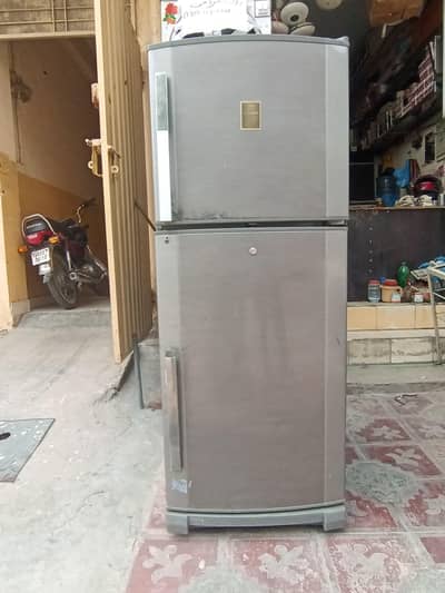 Best Dawlance Double Door Refrigerator – Excellent Condition