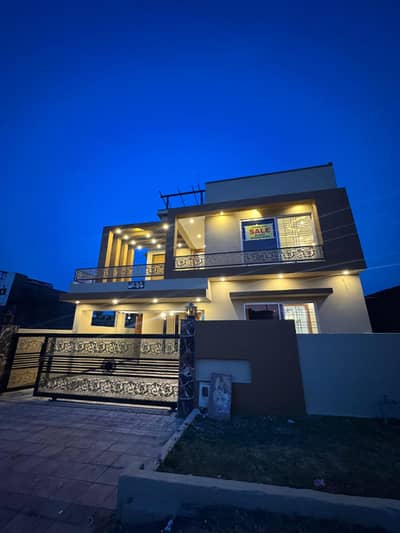 10 Marla House for sale Bahria town Phase 8