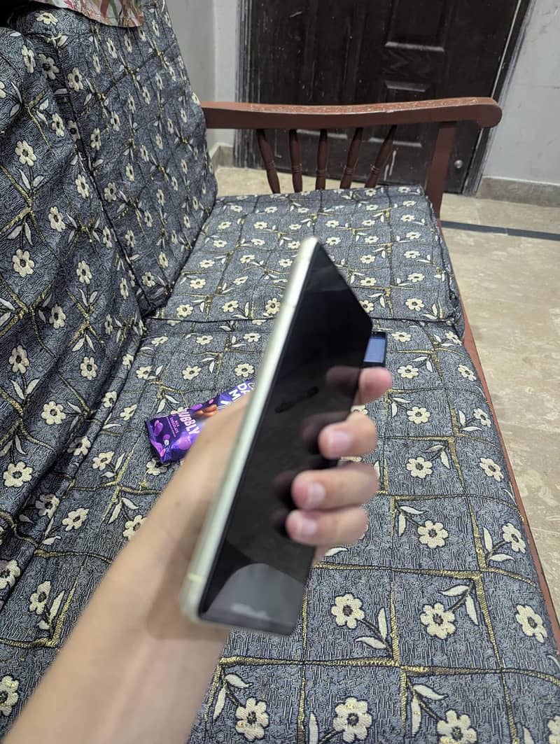Google Pixel 7 6