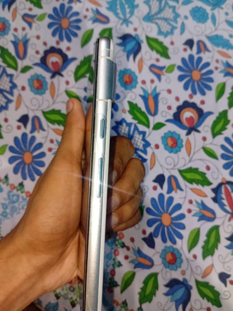 Google Pixel 7 3