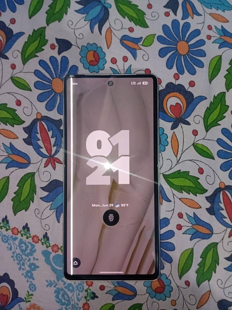 Google Pixel 7 4