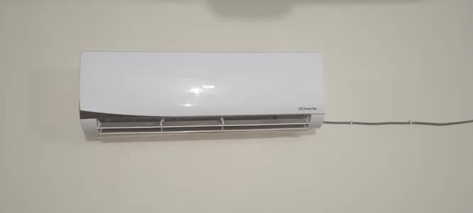 Haier 1.5 Ton DC Inverter Split AC – Excellent Condition