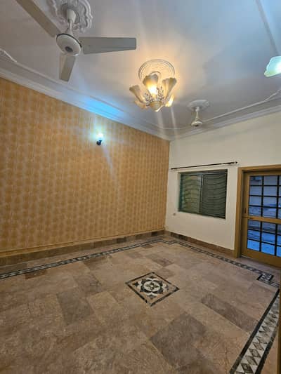 Golra 6marla upper 3rd floor porshan available for rent in golra Islamabad
